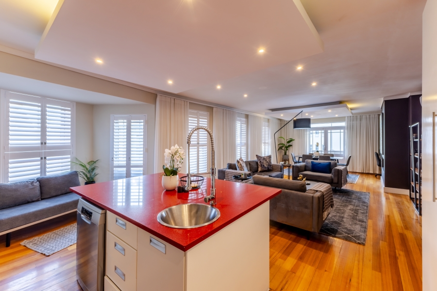 To Let 3 Bedroom Property for Rent in Sea Point Western Cape